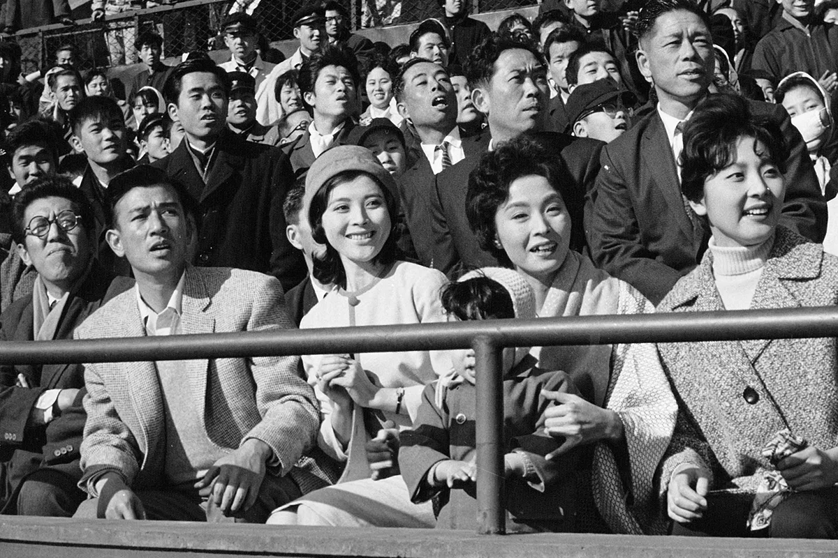 3.『四万人の目撃者』場面写真 4