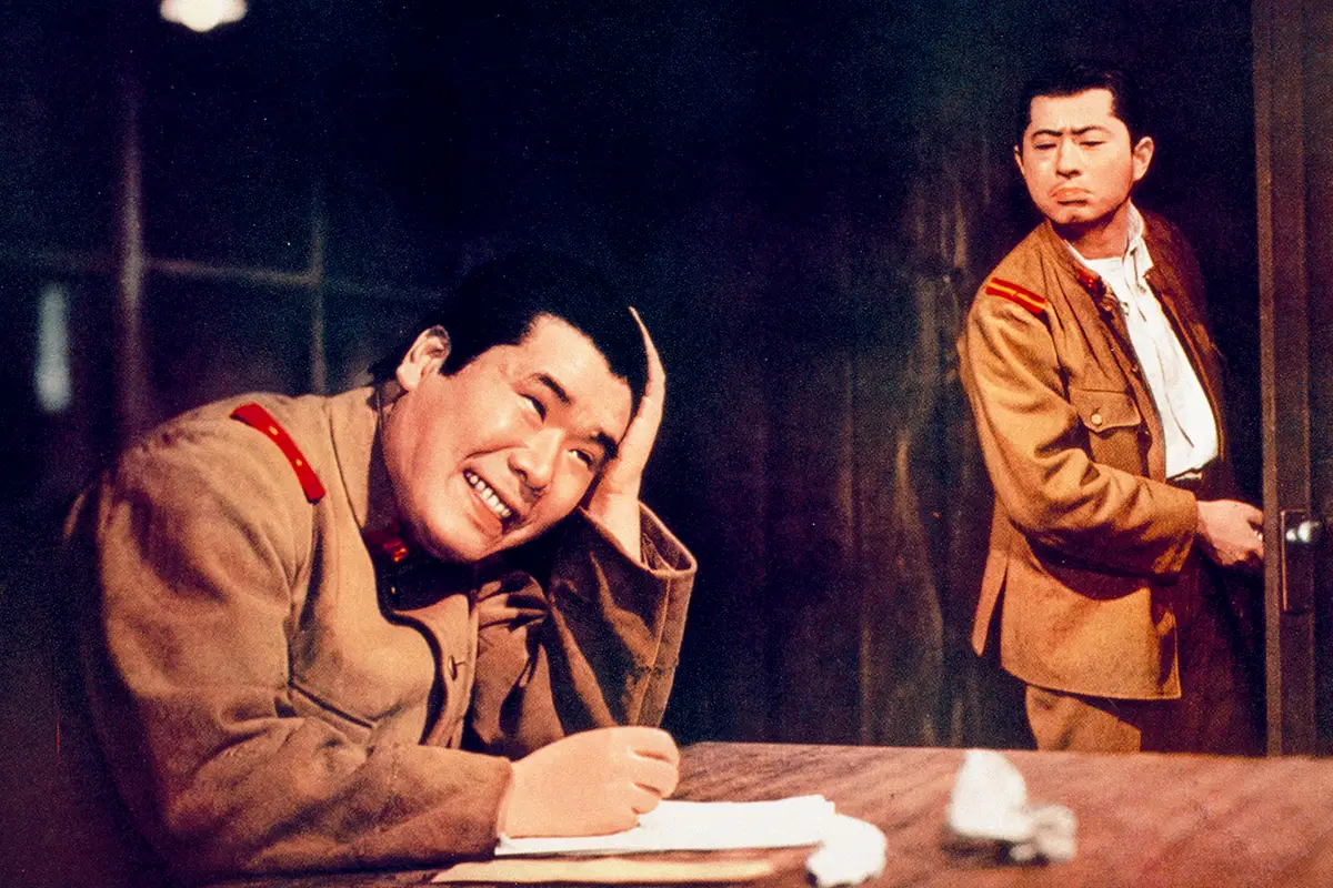 1.『拝啓天皇陛下様』場面写真 