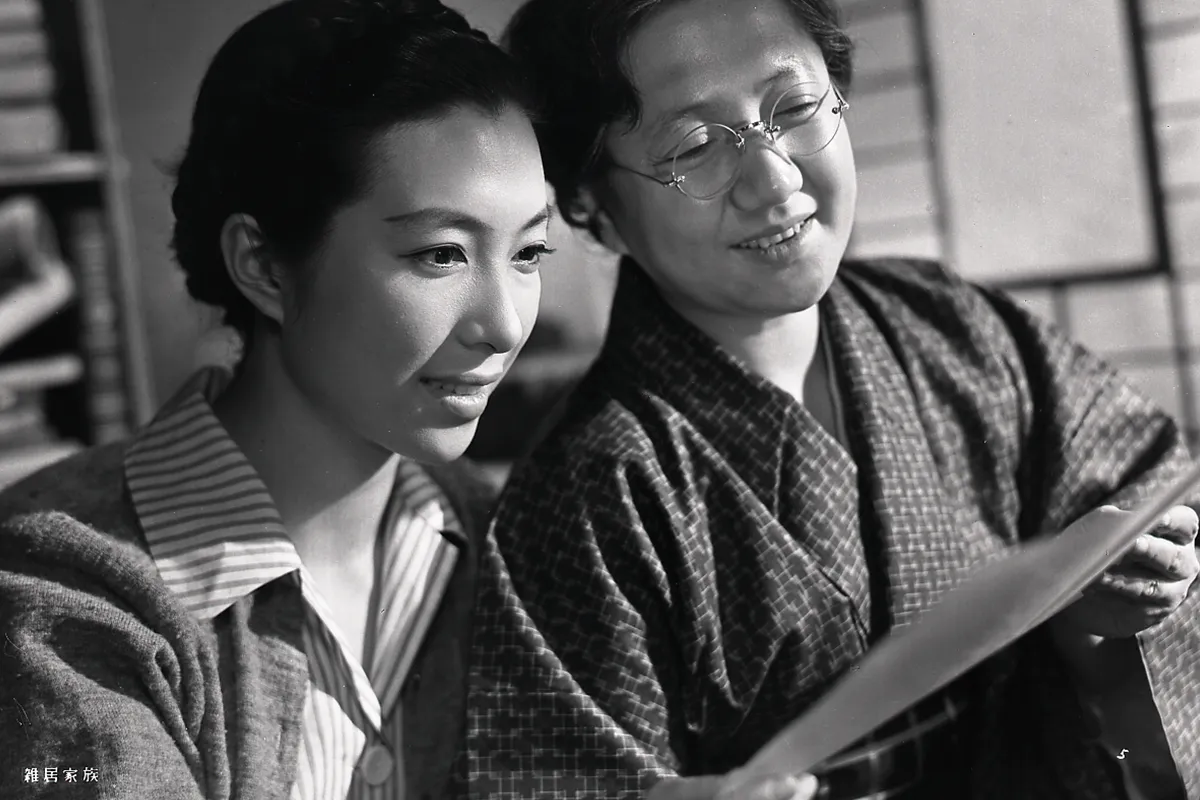 1.『雑居家族』場面写真 