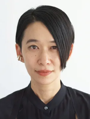 西加奈子