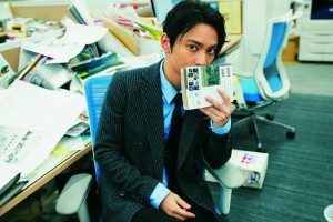 SKY-HIこと、AAA日高光啓が「月刊ComicCanCam」の編集長に!?背 SKY-HIこと、AAA日高光啓が「月刊ComicCanCam」の編集長に!?背